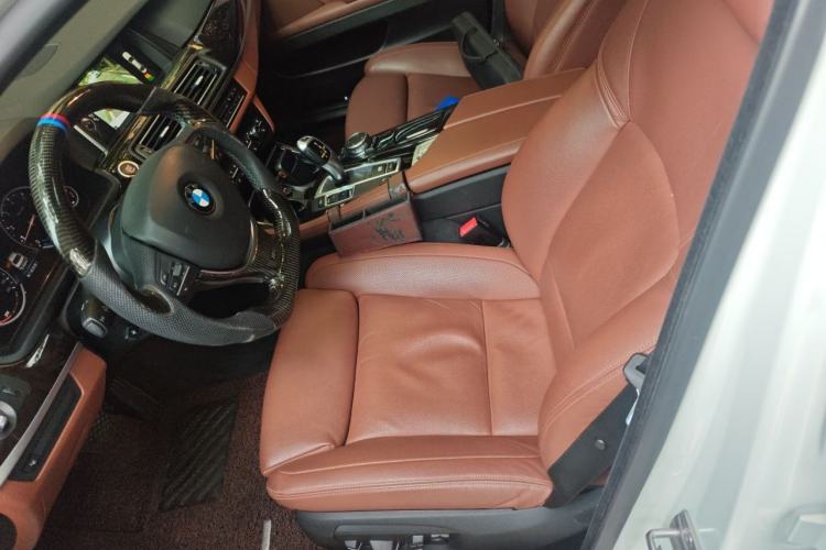 Used BMW 5 Series 2014 528Li Leading Model Left Front Seat