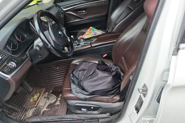 Used BMW 5 Series 2014 525Li Luxury Design Package Left Front Seat