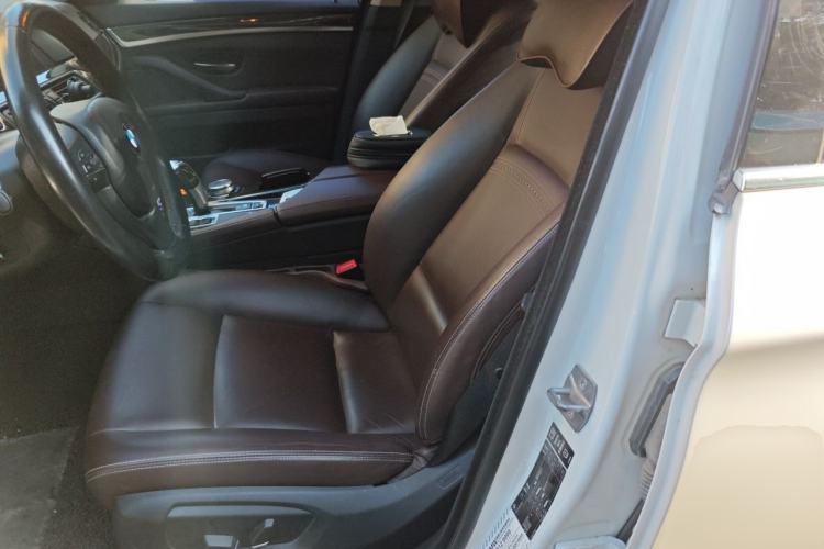 Used BMW 5 Series 2014 525Li Luxury Design Package Left Front Seat