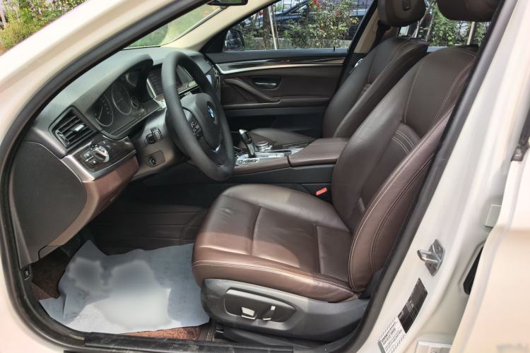 Used BMW 5 Series 2014 525Li Luxury Design Package Left Front Seat