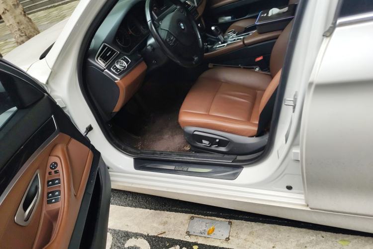 Used BMW 5 Series 2014 520Li Elegant Model Left Front Seat