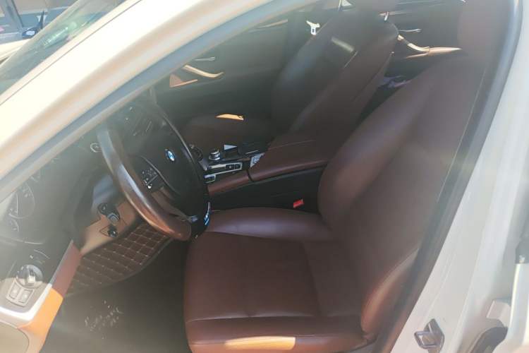 Used BMW 5 Series 2014 520Li Elegant Model Left Front Seat