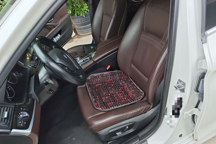 Used BMW 5 Series 2014 525Li Luxury Design Package Left Front Seat