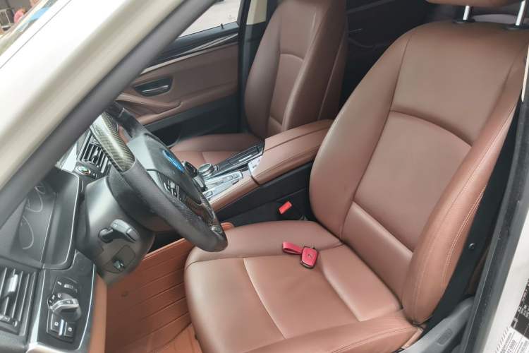 Used BMW 5 Series 2014 520Li Elegant Model Left Front Seat