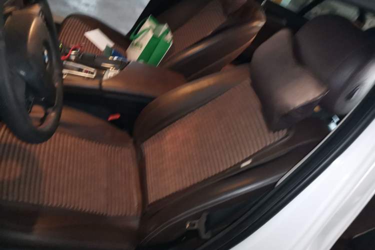 Used BMW 5 Series 2014 525Li Leading Model Left Front Seat