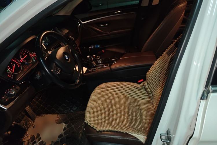 Used BMW 5 Series 2014 525Li Luxury Design Package Left Front Seat
