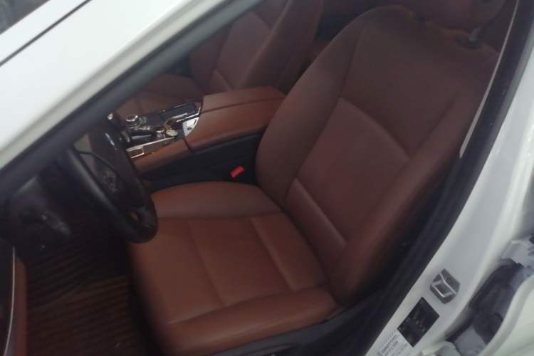Used BMW 5 Series 2014 520Li Elegant Model Left Front Seat