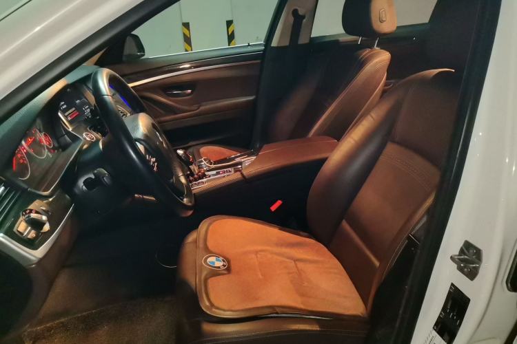 Used BMW 5 Series 2014 525Li Luxury Design Package Left Front Seat