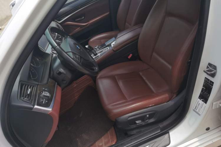 Used BMW 5 Series 2014 525Li Leading Model Left Front Seat