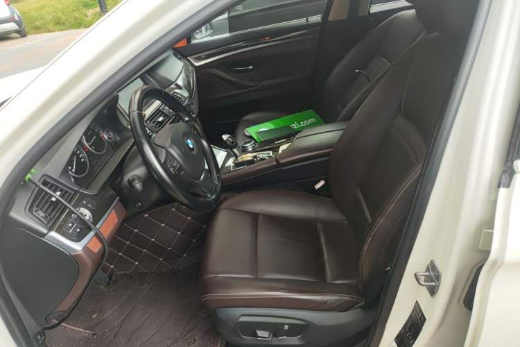 Used BMW 5 Series 2014 525Li Luxury Design Package Left Front Seat