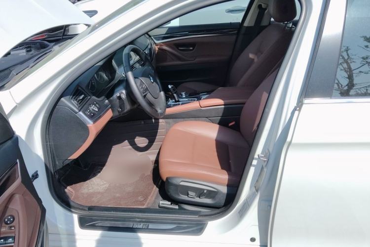 Used BMW 5 Series 2014 520i Elegant Edition Left Front Seat