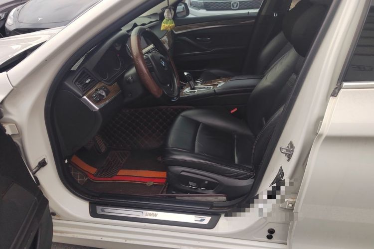 Used BMW 5 Series 2014 525Li Luxury Design Package Left Front Seat