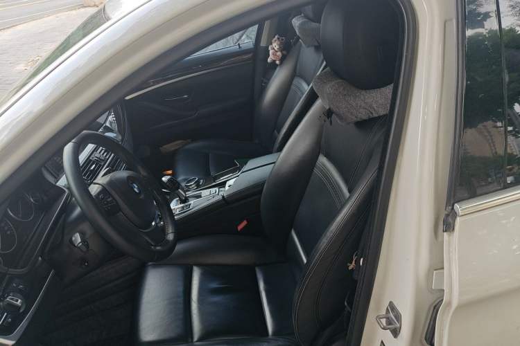 Used BMW 5 Series 2014 525Li Luxury Design Package Left Front Seat