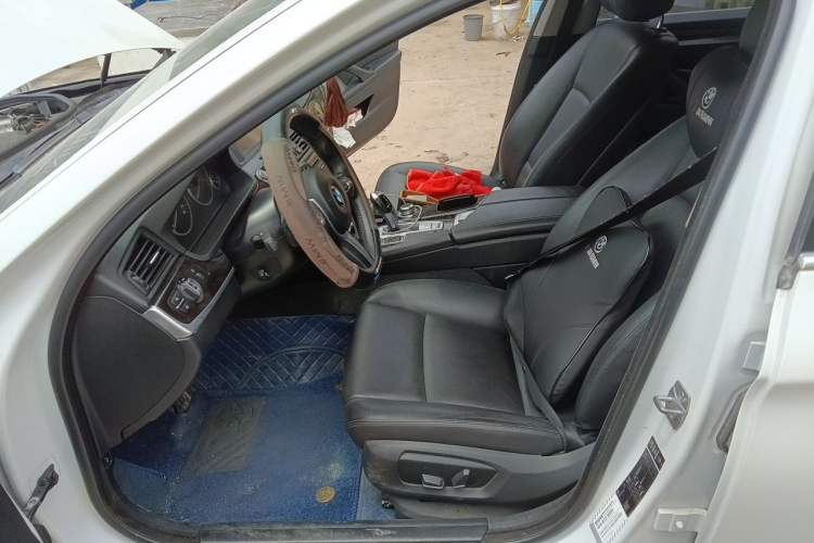 Used BMW 5 Series 2014 525Li Leading Model Left Front Seat
