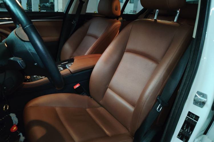 Used BMW 5 Series 2014 520i Elegant Edition Left Front Seat