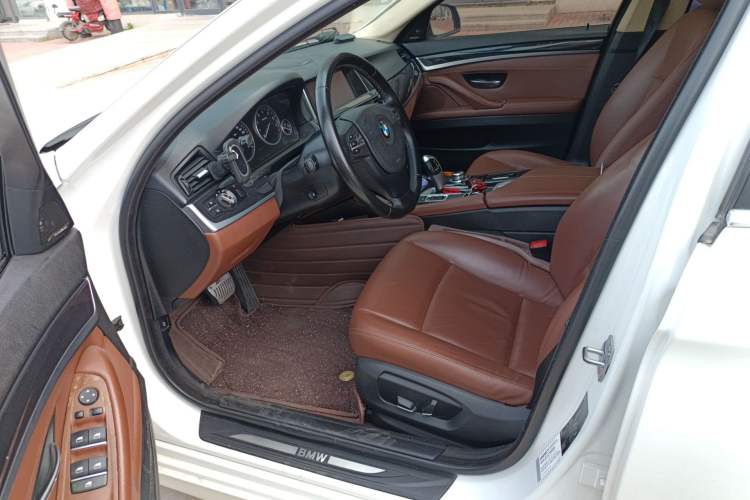 Used BMW 5 Series 2014 520Li Elegant Model Left Front Seat
