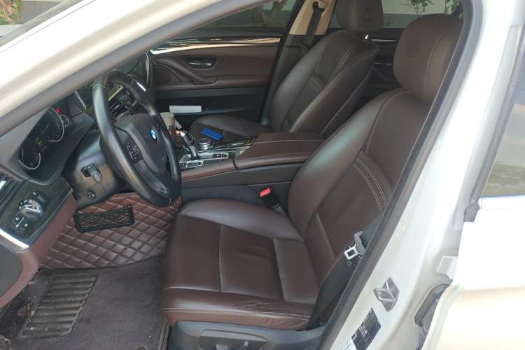 Used BMW 5 Series 2014 525Li Luxury Design Package Left Front Seat