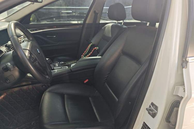 Used BMW 5 Series 2014 530Li Leading Model Left Front Seat