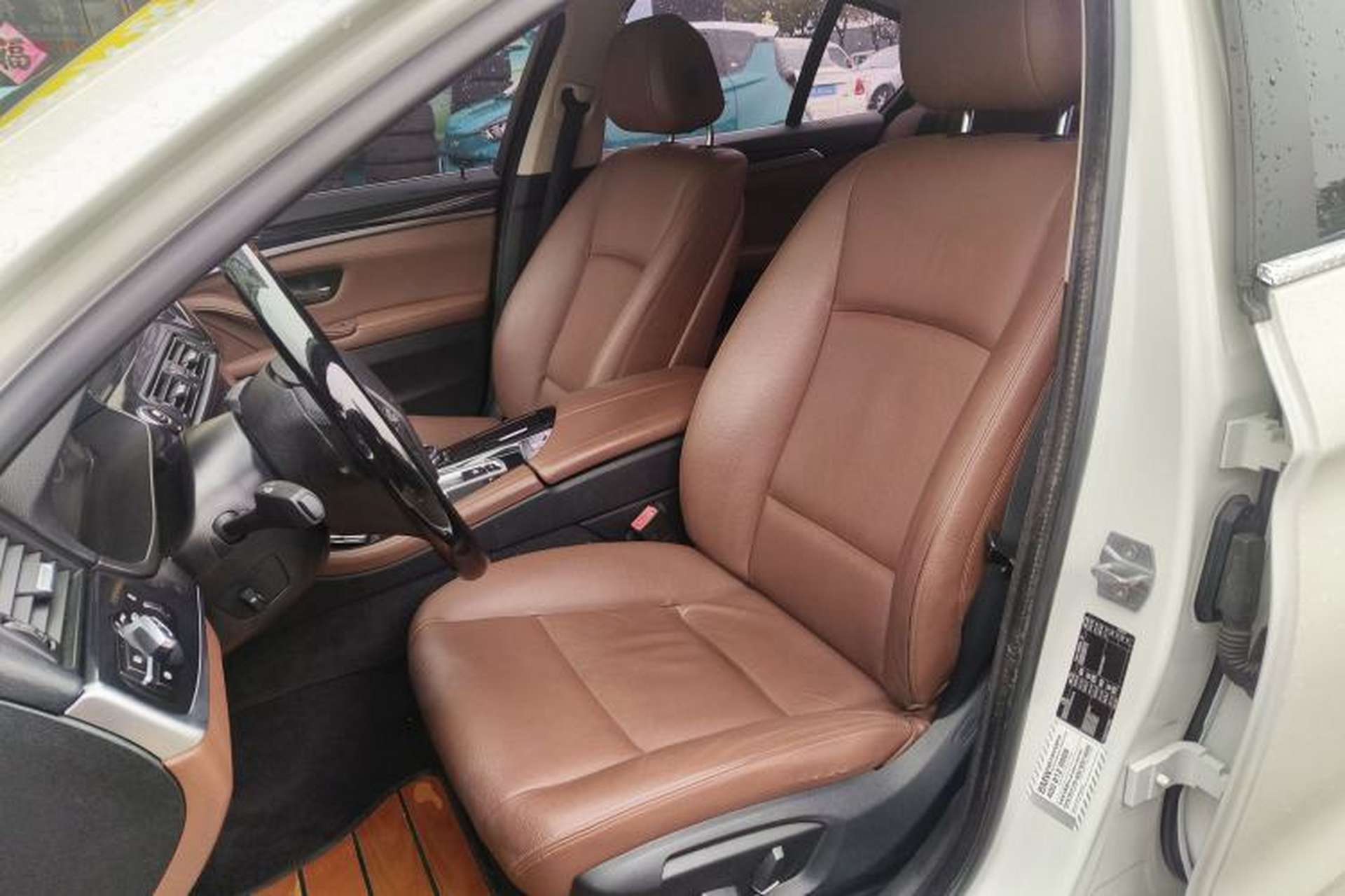 Used BMW 5 Series 2014 520i Elegant Edition Left Front Seat