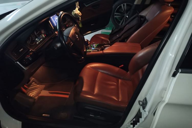 Used BMW 5 Series 2014 525Li Leading Model Left Front Seat