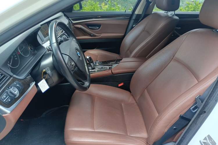 Used BMW 5 Series 2014 525Li Leading Model Left Front Seat