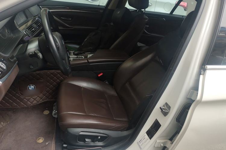 Used BMW 5 Series 2014 525Li Luxury Design Package Left Front Seat