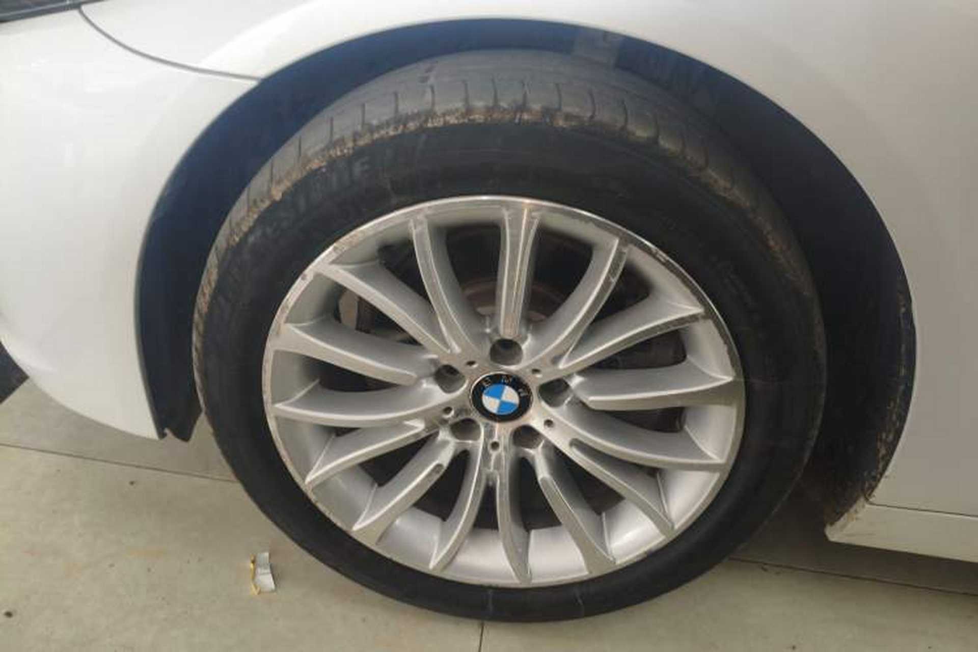Used BMW 5 Series 2014 525Li Luxury Design Package Left Front Wheel Hub