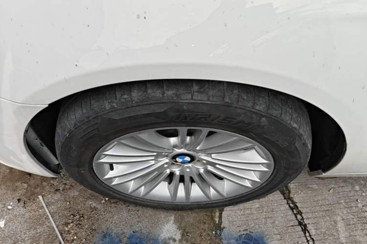 Used BMW 5 Series 2014 525Li Leading Model Left Front Wheel Hub