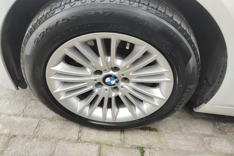 Used BMW 5 Series 2014 525Li Leading Model Left Front Wheel Hub