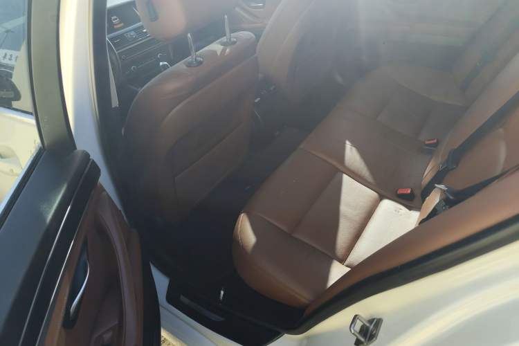 Used BMW 5 Series 2014 520i Elegant Edition Left Rear Seat