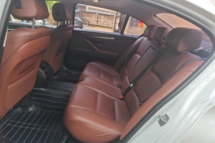 Used BMW 5 Series 2014 525Li Leading Model Left Rear Seat