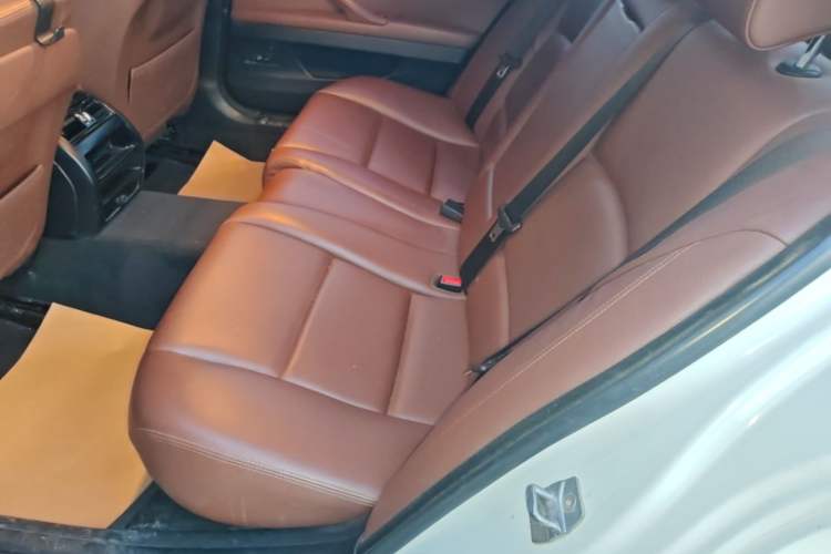 Used BMW 5 Series 2014 520Li Elegant Model Left Rear Seat