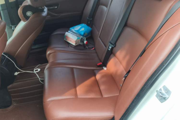 Used BMW 5 Series 2014 525Li Leading Model Left Rear Seat