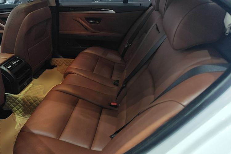 Used BMW 5 Series 2014 525Li Leading Model Left Rear Seat