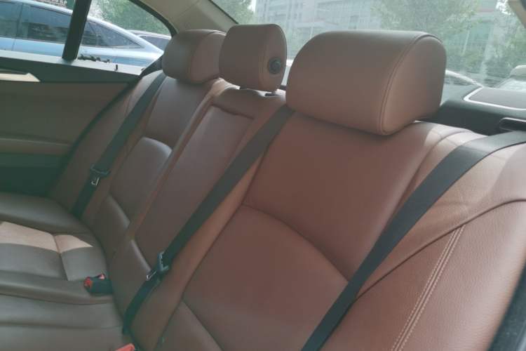 Used BMW 5 Series 2014 525Li Leading Model Left Rear Seat