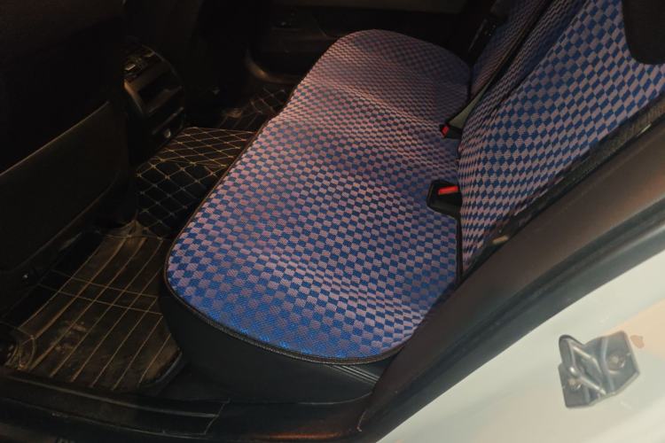 Used BMW 5 Series 2014 520Li Elegant Model Left Rear Seat