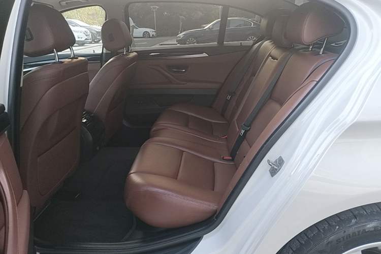 Used BMW 5 Series 2014 520Li Elegant Model Left Rear Seat