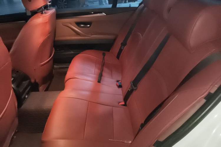 Used BMW 5 Series 2014 520Li Elegant Model Left Rear Seat