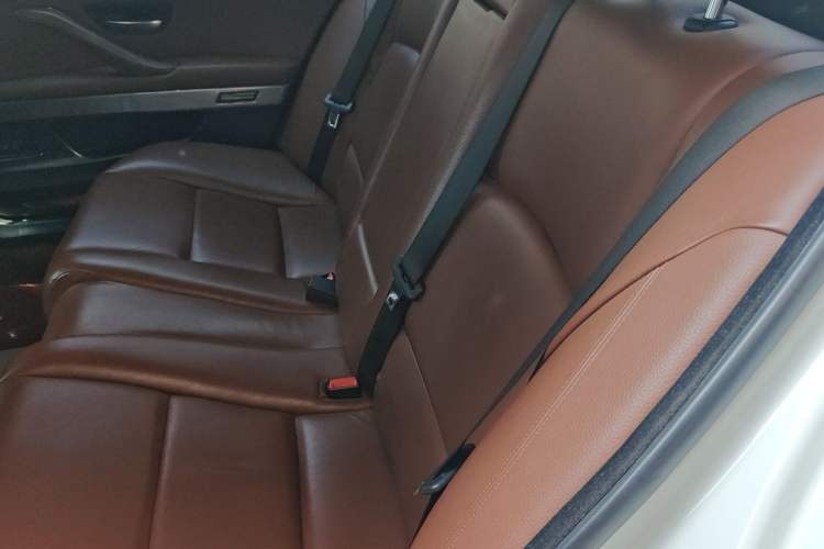Used BMW 5 Series 2014 520Li Elegant Model Left Rear Seat