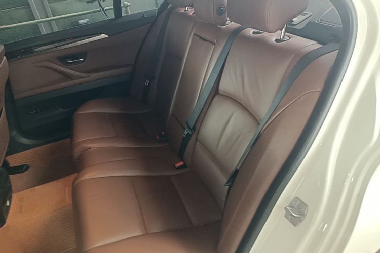 Used BMW 5 Series 2014 525Li Leading Model Left Rear Seat