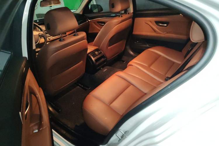 Used BMW 5 Series 2014 520Li Elegant Model Left Rear Seat