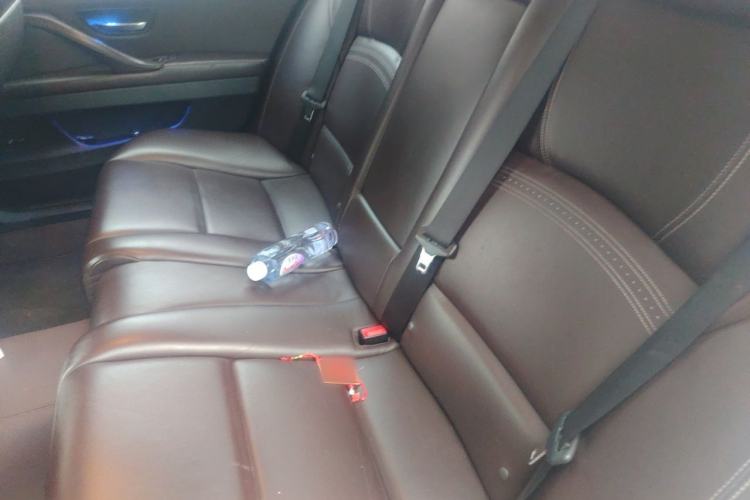 Used BMW 5 Series 2014 525Li Luxury Design Package Left Rear Seat