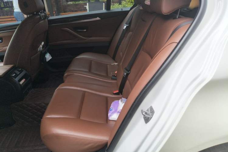 Used BMW 5 Series 2014 525Li Leading Model Left Rear Seat