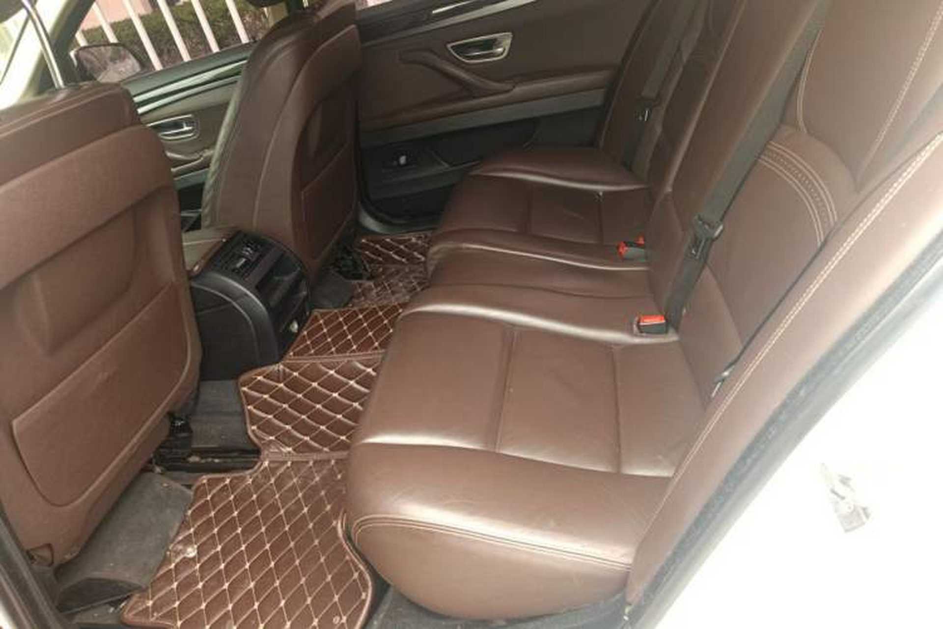 Used BMW 5 Series 2014 525Li Luxury Design Package Left Rear Seat