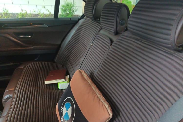 Used BMW 5 Series 2014 525Li Luxury Design Package Left Rear Seat