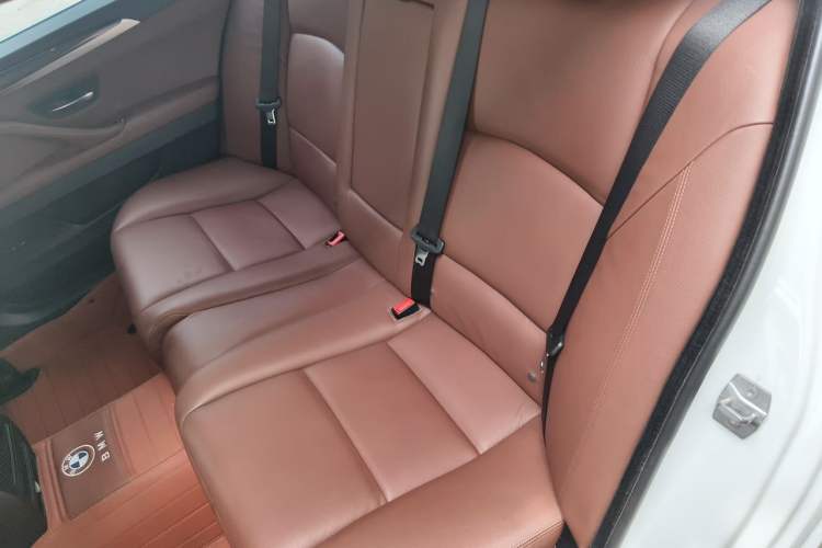 Used BMW 5 Series 2014 520Li Elegant Model Left Rear Seat