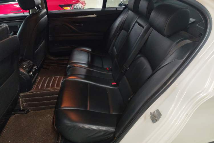 Used BMW 5 Series 2014 528Li Leading Model Left Rear Seat