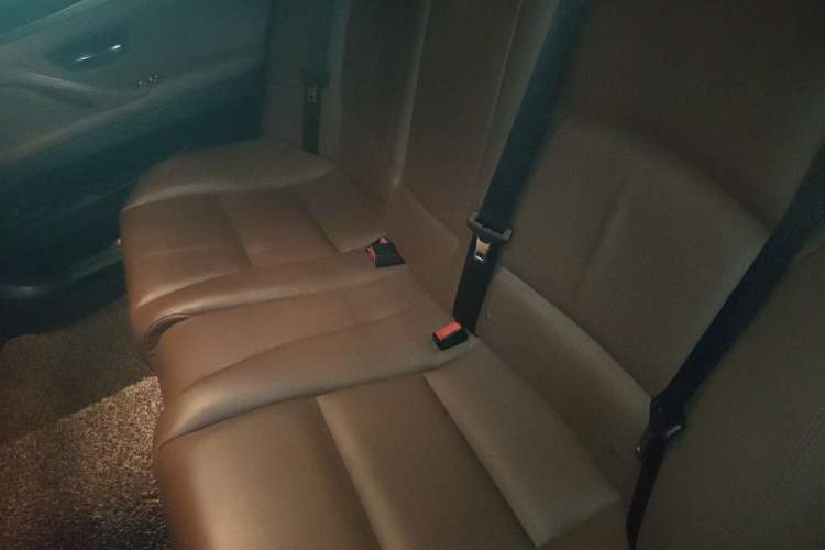 Used BMW 5 Series 2014 535Li Leading Model Left Rear Seat