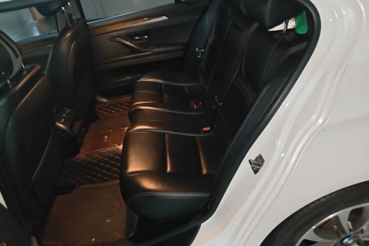 Used BMW 5 Series 2014 525Li Fashion Design Package Left Rear Seat