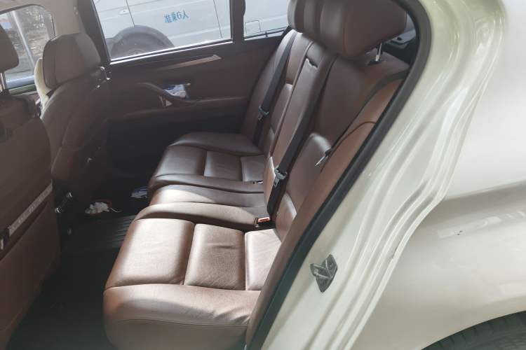Used BMW 5 Series 2014 535Li Leading Model Left Rear Seat